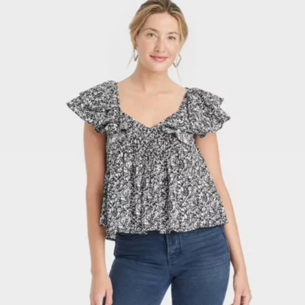 Universal Thread Short Flutter‎ Sleeve Cotton Top